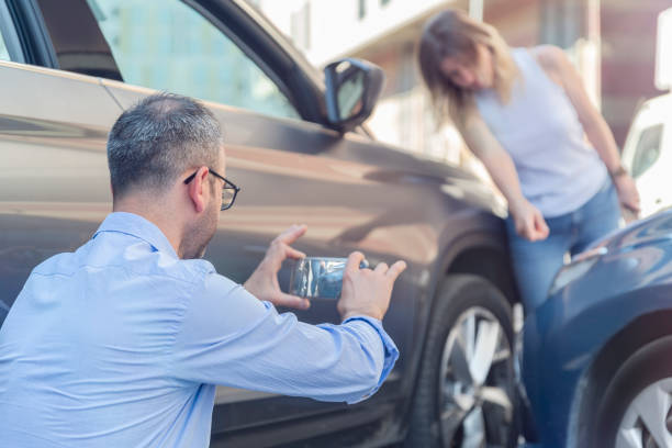 Professional Full Coverage Car Insurance technician working in Rendon, TX